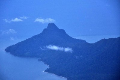 3210 Sarawak viewed from the plane