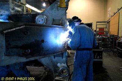 g3/48/623048/3/57351810.TopPlatePlugWelding1.jpg
