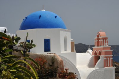 SANTORINI - Village of Oia (Upper West End of Island)