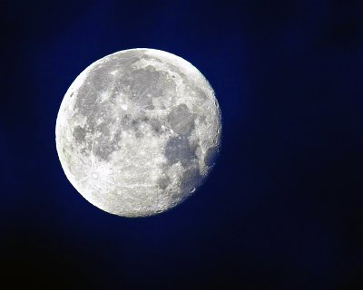 moon1b.jpg