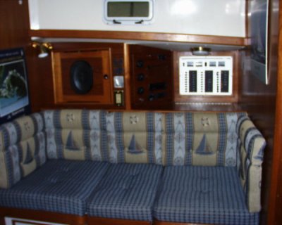 settee to strbd - aft of head, opposite dinette