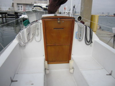 cockpit & companionway hatch