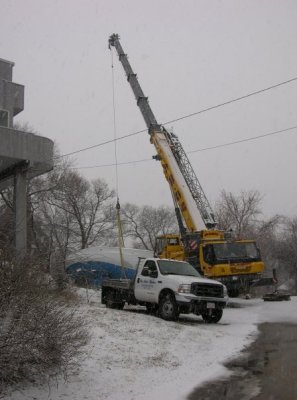 light snow arrived with the crane crew
