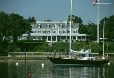 the Club on Centre Island