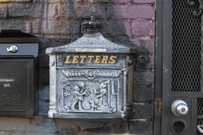 Mailbox.JPG
