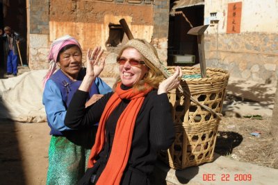 dali and minority people7.JPG