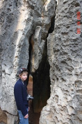 kunming4 stone forest.jpg