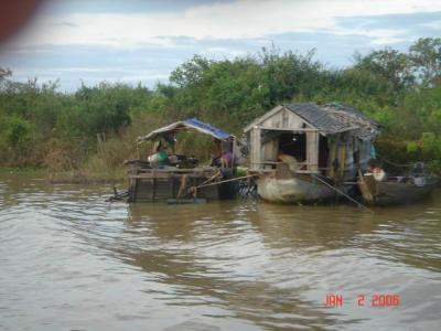 cambodia river people025.JPG