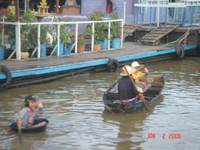 cambodia river people040.JPG