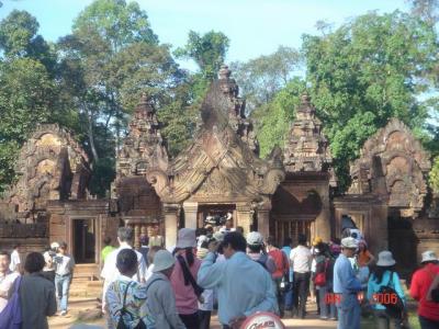 cambodia angkor temples and siem reap005.JPG