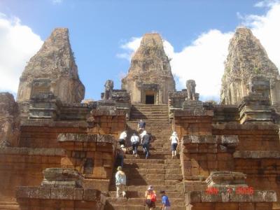 cambodia angkor temples and siem reap032.JPG