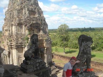 cambodia angkor temples and siem reap036.JPG