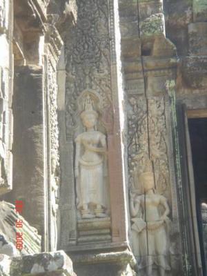cambodia angkor temples038.JPG