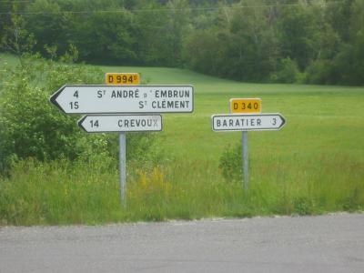 cartelli attraversato il ponte di ferro a sx si torna a st clement con una strada alternativa di campagna