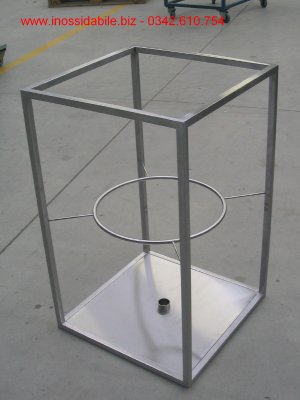 struttura porta anfora per tavolo inox cristallo talamona morbegno inox