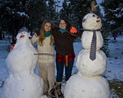 Girl's  Snowmen