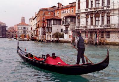 Grand Canal on Venice 2.jpg