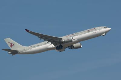 g3/49/599049/3/52780514.AirbusA330300QatarAirwaysA7AEC.jpg