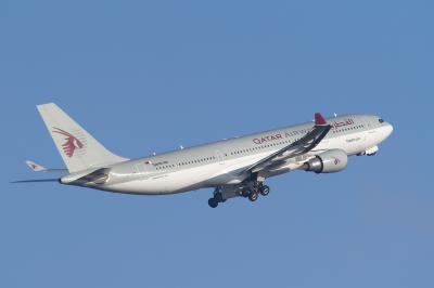 g3/49/599049/3/53055010.AirbusA330200QatarAirwaysA7ACC.jpg