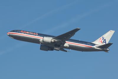 g3/49/599049/3/53996781.Boeing767300AmericanAirlinesN392AN.jpg