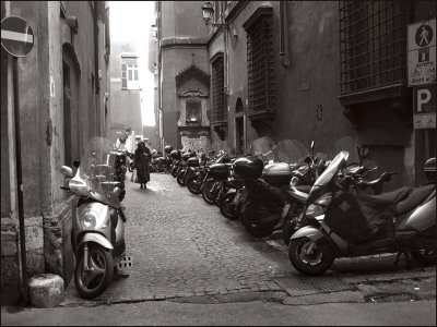 Scooters of Rome