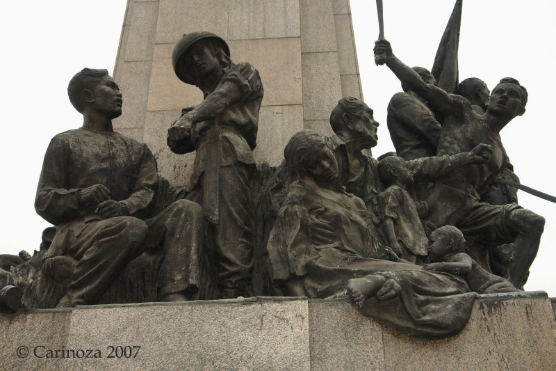Blood pact membership of the Katipunan; Insurrection scene