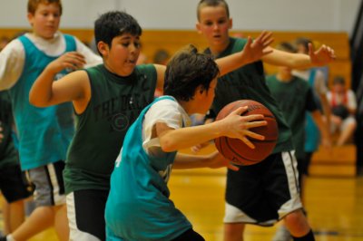 Jonathon's B-Ball Playoff Game 1 3-7-09 0154