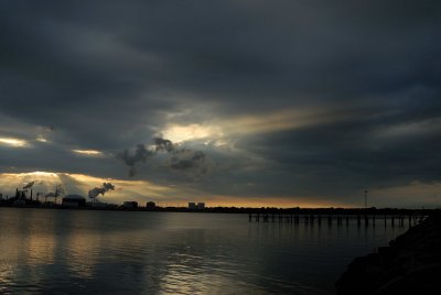Texas City Dike 11-18-07 0122.jpg