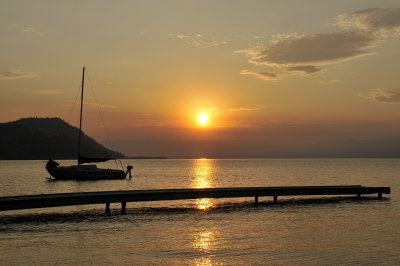 Sunrise @ Okanagan Lake In Peachland