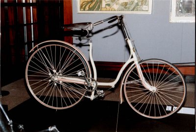 CYCLES  32.jpg