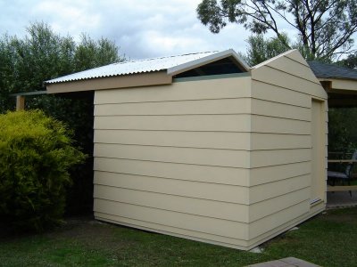 Roof partly open - end view