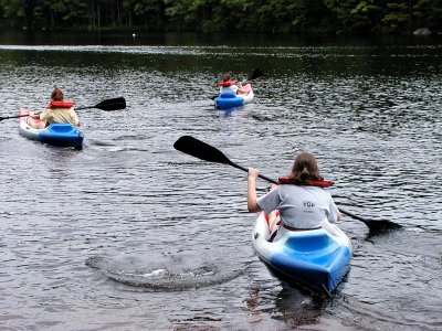 acres08-49 kayakers2.jpg