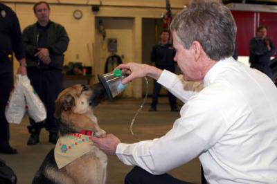 Bridgeport Receives Pet Resuscitation Masks (Bridgeport, CT) 3/16/06