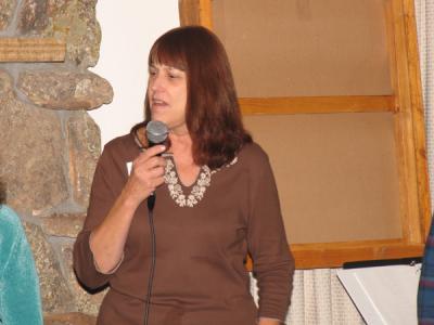 DEBI0230.JPG