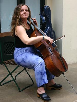 Sonia Hammond on Cello