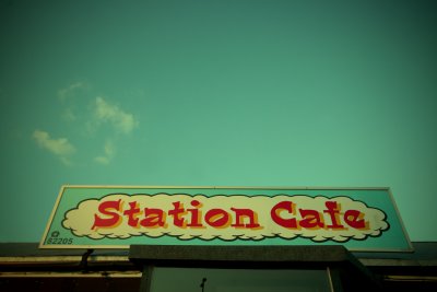 April 8 2008:  Station Caf