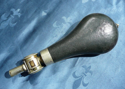 Leather Powder Flask