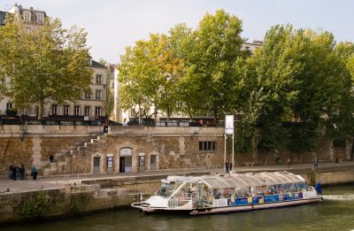 Seine water bus