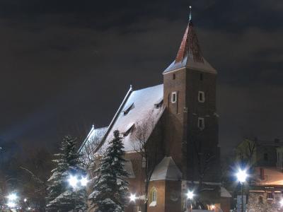 St Cross church