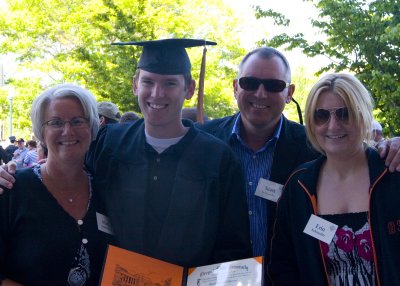 It was a great day as the whole family celebrated. Mom, Graduate, Dad & Sister Erin