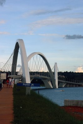 Pont Juscelino Kubitschek / Juscelino Kubitschek bridge