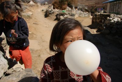Girl with baloon - Pangboche