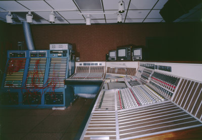1979_McCurdy_7800_Console_7LS_TV13_01_med.jpg