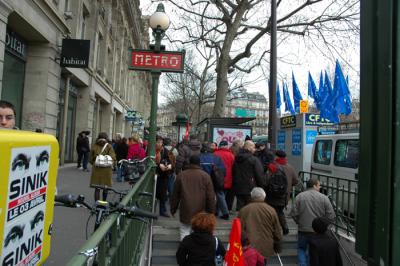 March-07- 2006 - March against CPE - Place de la Rpublique - 75010