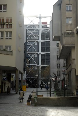 November 2007 - Near from Centre Pompidou 75004