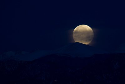 _I7C1208MoonSet.jpg