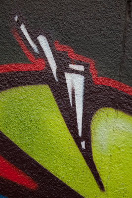 Graffitis, rue de Rouen,  Montral.