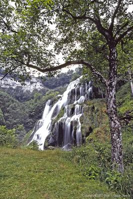 Waterfall - Cirque de Baume
