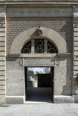 Entrance of the Arènes de Lutèce at N°47 rue Monge