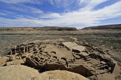 Pueblo bonito 14mm copy.jpg